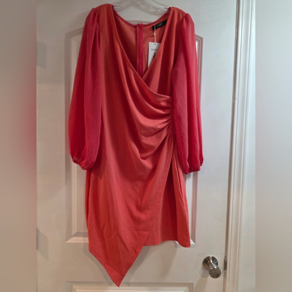 Chic Coral Long Sleeve Dress